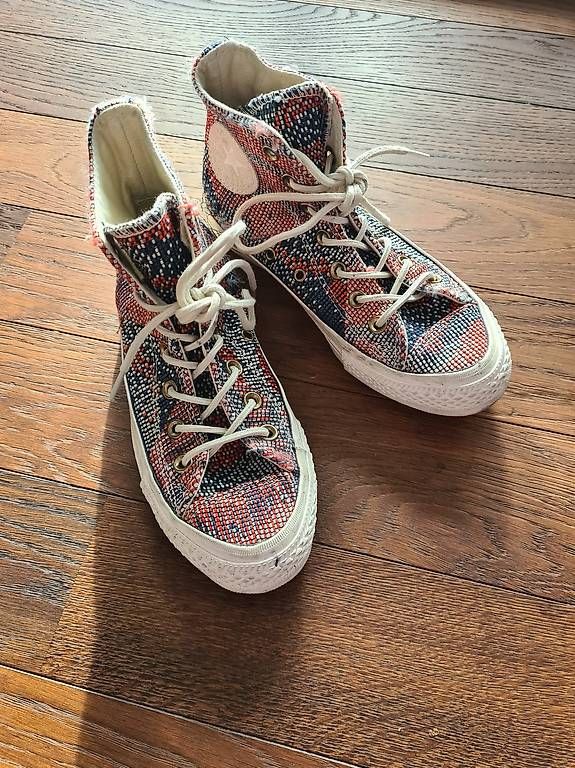 Chaussures femmes: Converse, 37 – D'occasion à Olten par Ahandreina 2