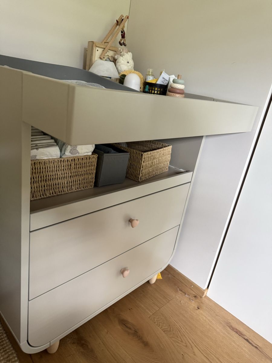 Ikea Tables à langer & accessoires: Ikea Changing table with drawers – D'occasion à Zürich par bremetobias 1