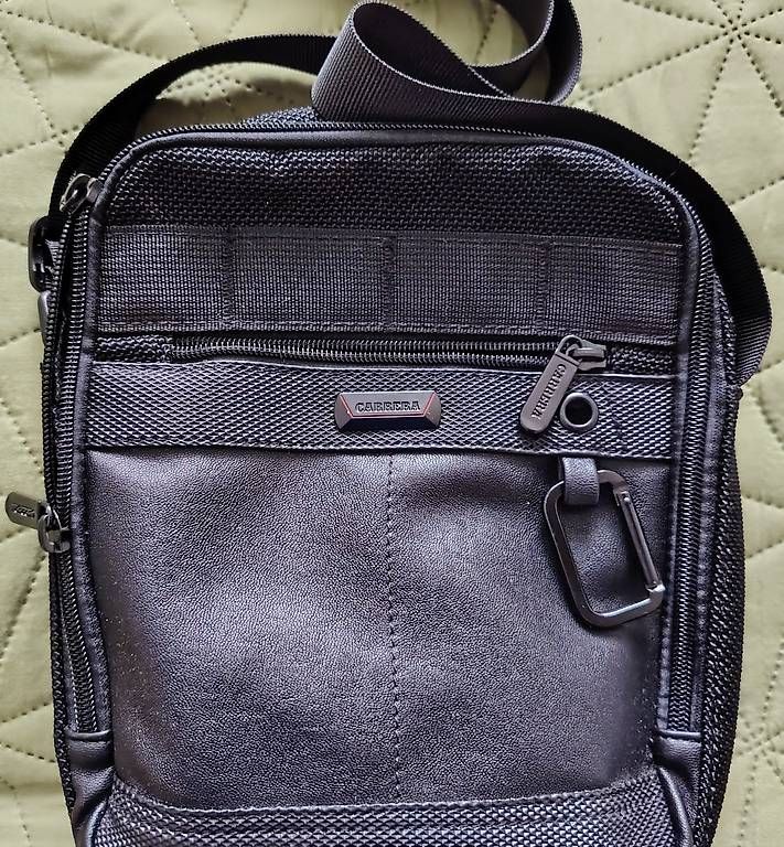 Taschen: Umhängetasche 3 Fächer Carrera – Neu und originalverpackt aus Balgach von ste_wqc7