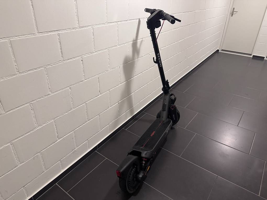 Scooters: Ninebot Max G3 wie Neu! – Gebraucht aus Wil SG von pef_b5vc 1