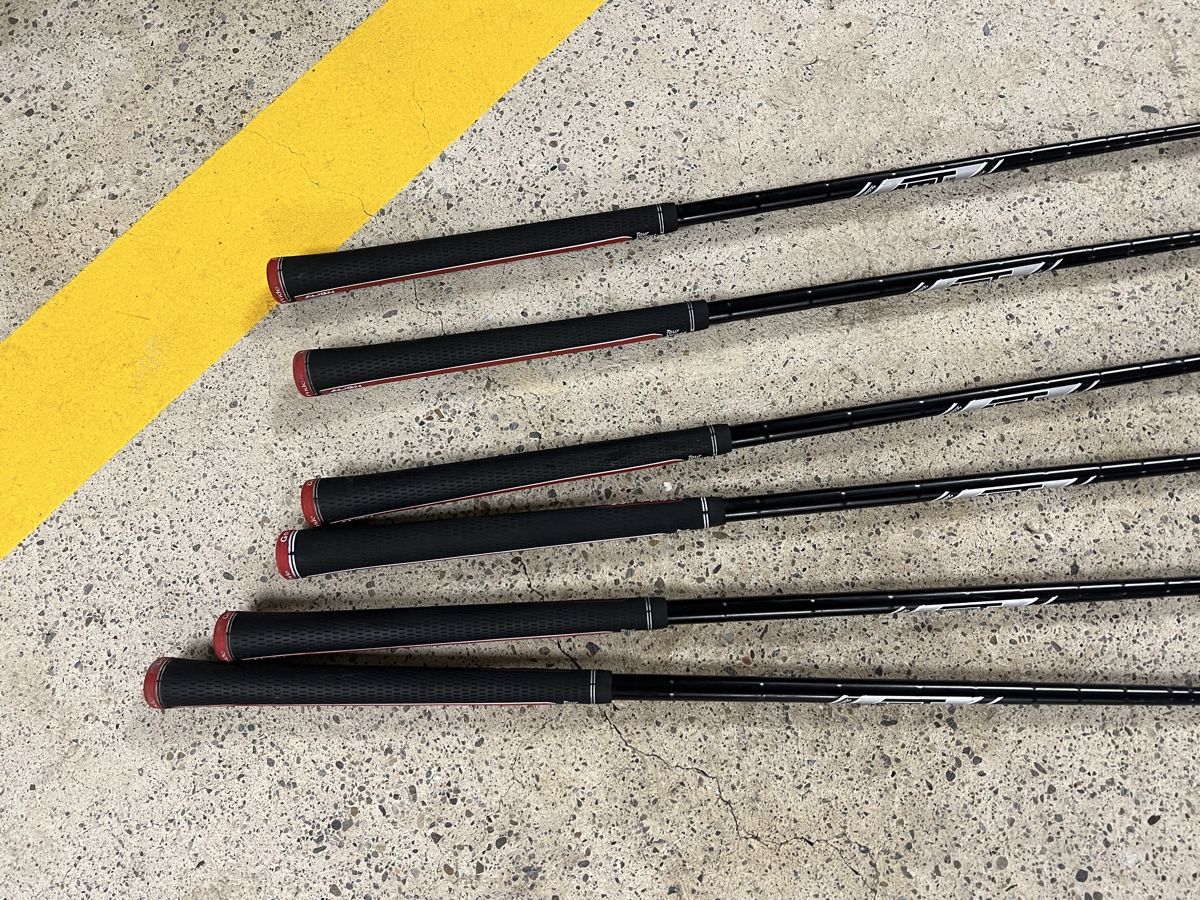 Titleist Mazze & Set: Top Titleist T100s Eisensatz, AMT Black Regular – Usato da Nürensdorf venduto da romano_a 3