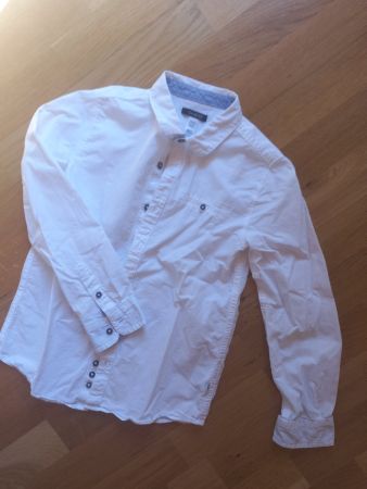 Très jolie chemise blanche enfant, taille140