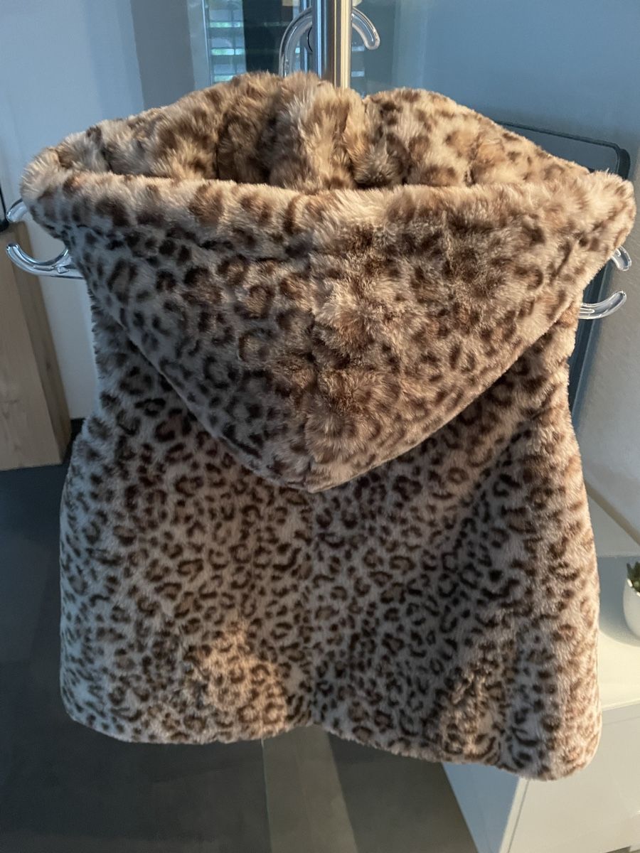Zara Sonstige Mädchenkleider: Gilet Mädchen – Neu (gemäss Beschreibung) aus Balgach von sei_s6d7 1