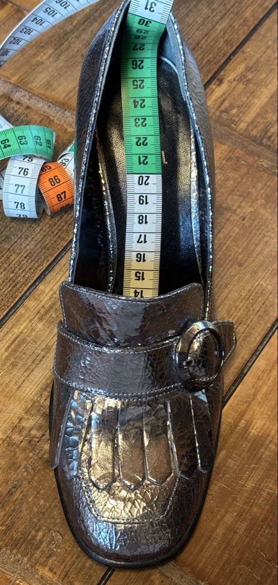 Högl Scarpe da donna: Högl Escarpins Argentés 40 – Nuovo (secondo la descrizione) da Dotzigen venduto da SecondHandGems 5