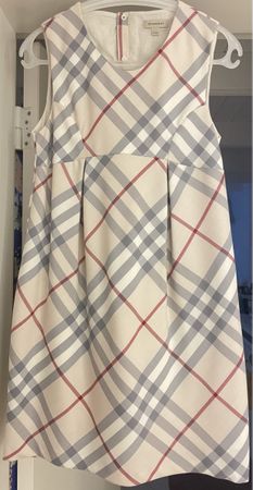 Burberry Kleid wie Neu