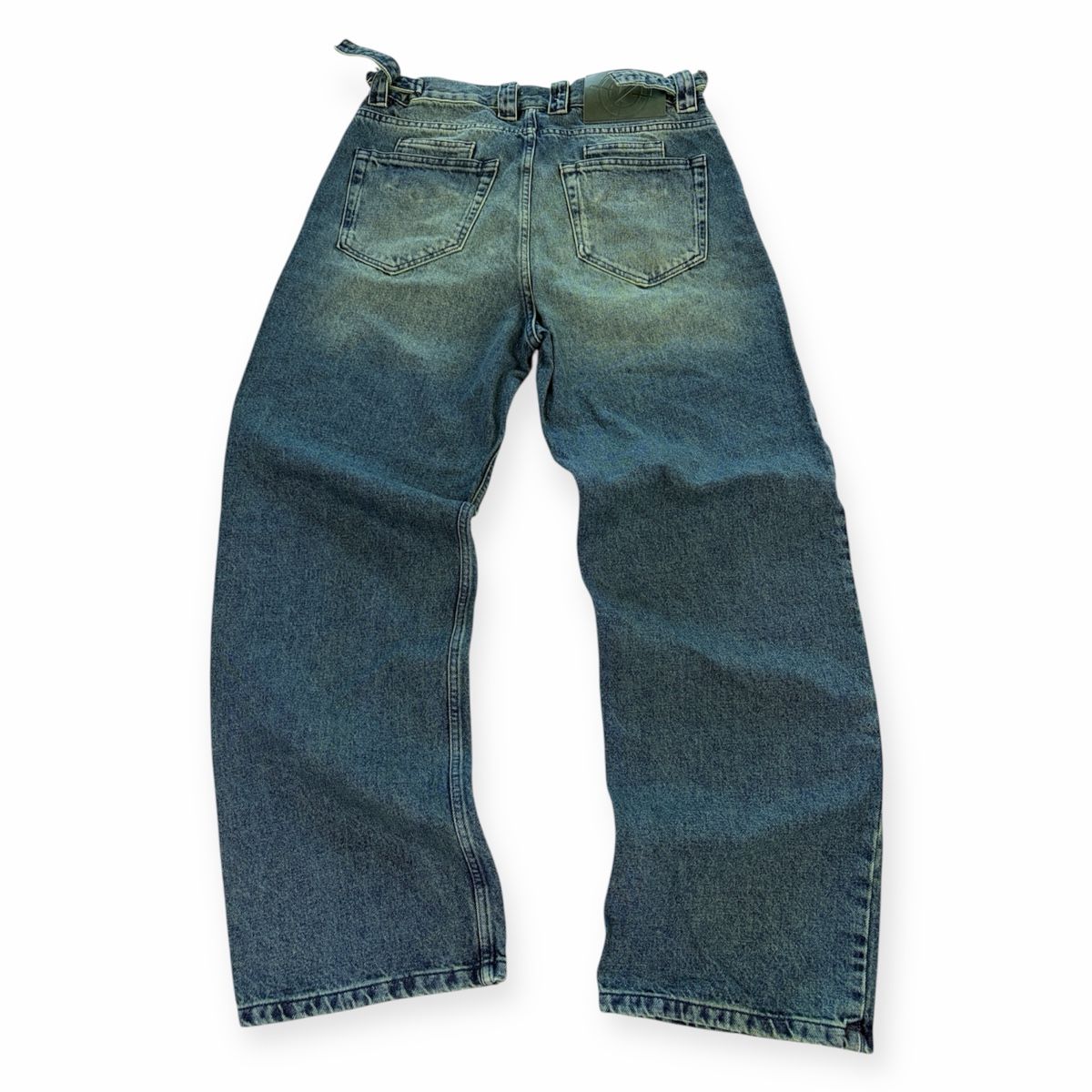 Jeans: Vicinity Jeans mit grüner Waschung – Usato da Balzers venduto da von_9pyc 2