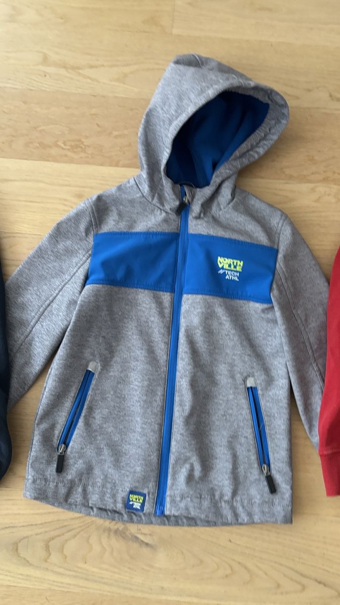 Lotti & Set di vestiti: Kleiderpacket Jungen Gr. 128-134 – Usato da Zürich venduto da pisamun 5