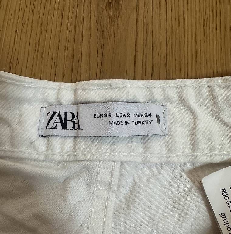Pantaloni: Zara weisse Hose Grösse 34 – Usato da Weiach venduto da cor_2sss 3