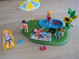 Playmobil Set Schwimmbad mit Figuren gebrauchter Zustand