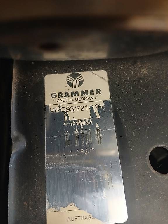 Accessori per altri veicoli: Traktorsitz / Luftsitz Grammer – Usato da Amlikon-Bissegg venduto da SprinDom 2