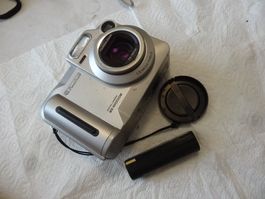 FUJIFILM DIGITAL MX-600ZOOM KAMERA.BATTRY-NICHT LÄÜFT