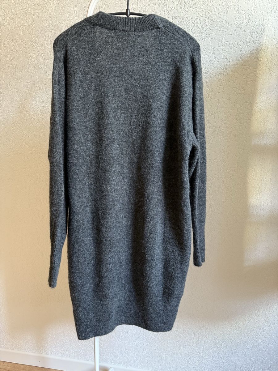 H&M Jacken: Long cardigan gris anthracite H&M, t.36/S – Gebraucht aus Tavannes von Thriftshop 1