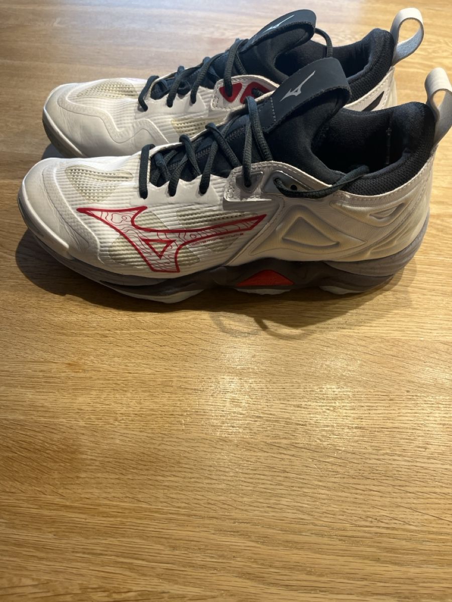 Mizuno Scarpe da uomo: Mizuno – Usato da Tägerwilen venduto da Buesifrank 1