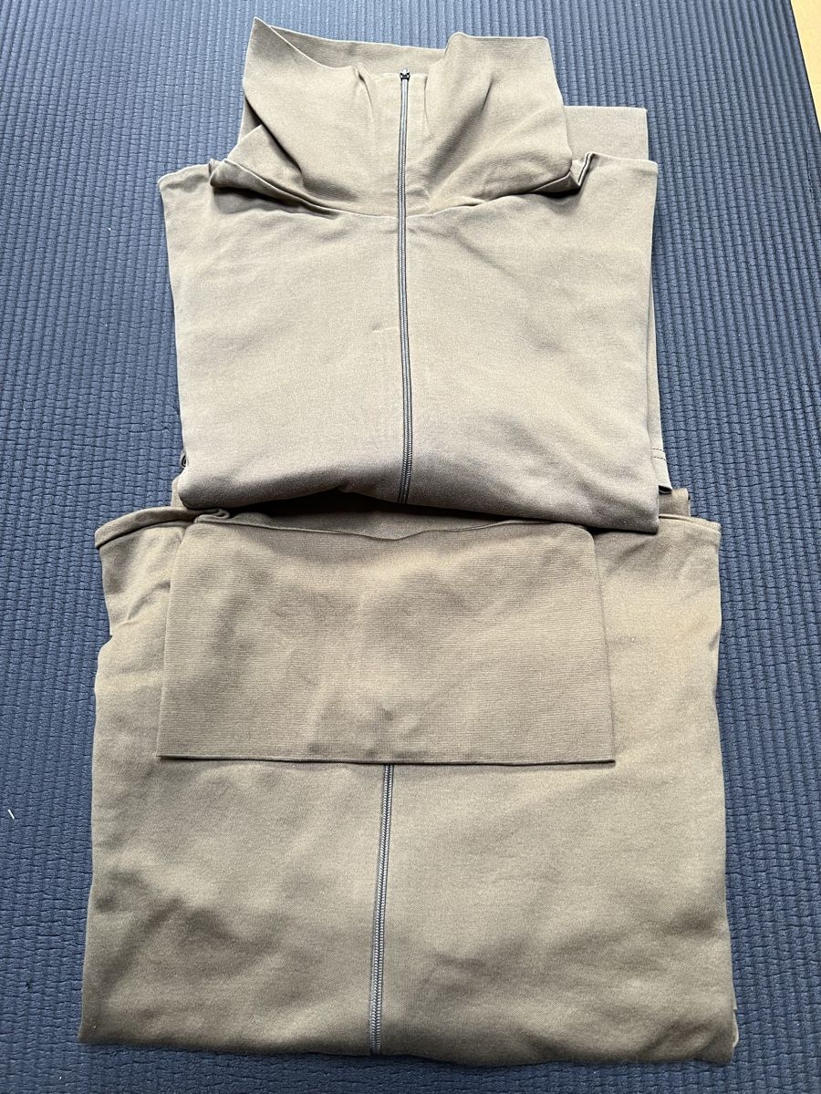 Armée suisse Uniformes: Kämpferleibchen – D'occasion à Biel/Bienne par aschimpool