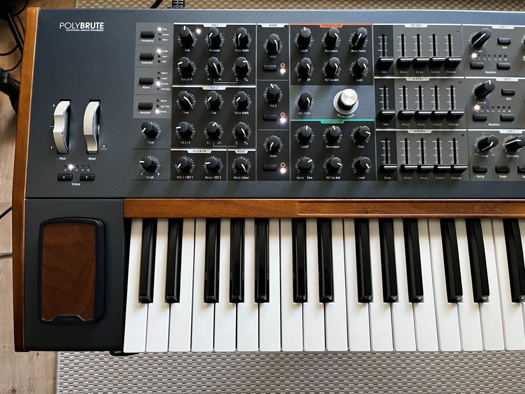 Arturia Musikinstrumente: Arturia Polybrute 06 Analog Polyphonic Synthesizer – Gebraucht aus Zürich von rav_ww6g 3