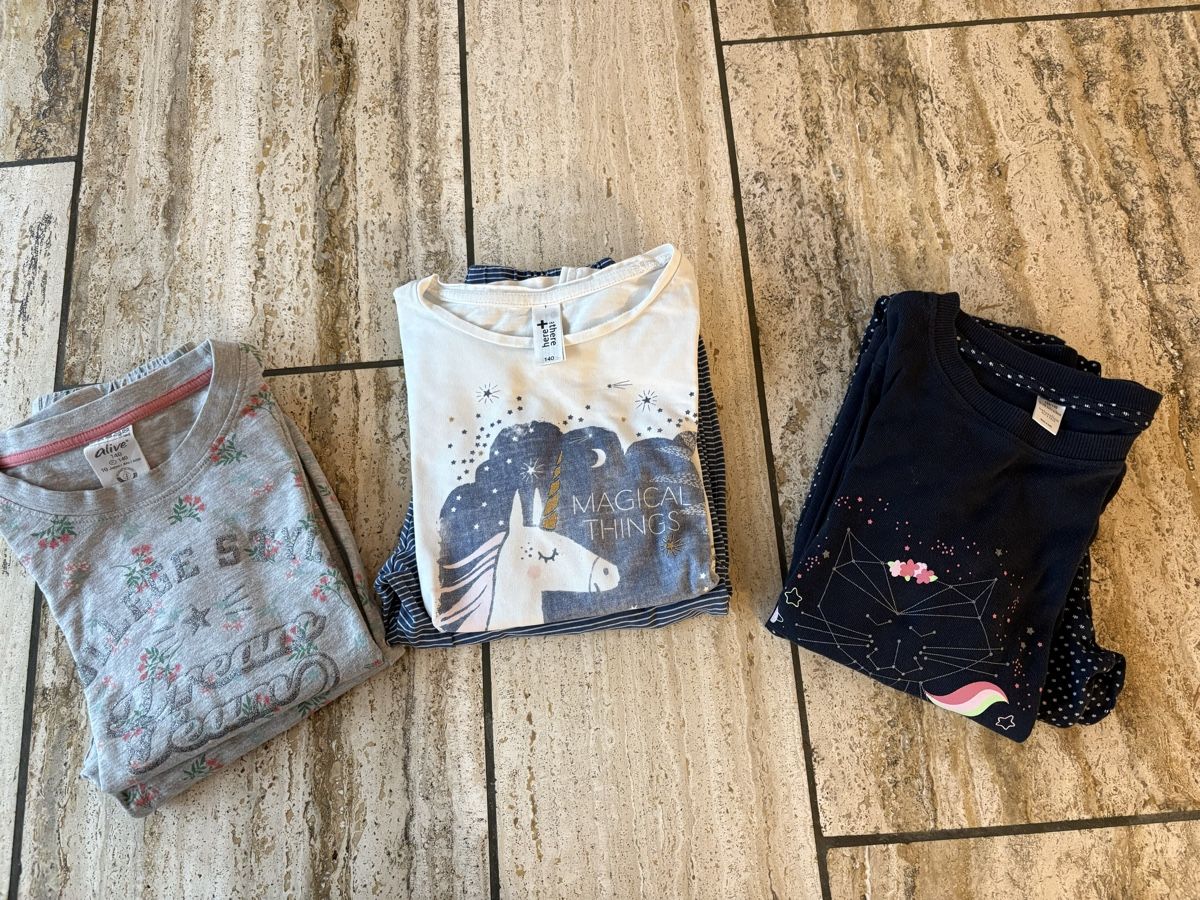 Naturaline Pyjamas & Ähnliches: Pyjama Mädchen Grösse 134/140 – Gebraucht aus Nürensdorf von Yellowstone09 2