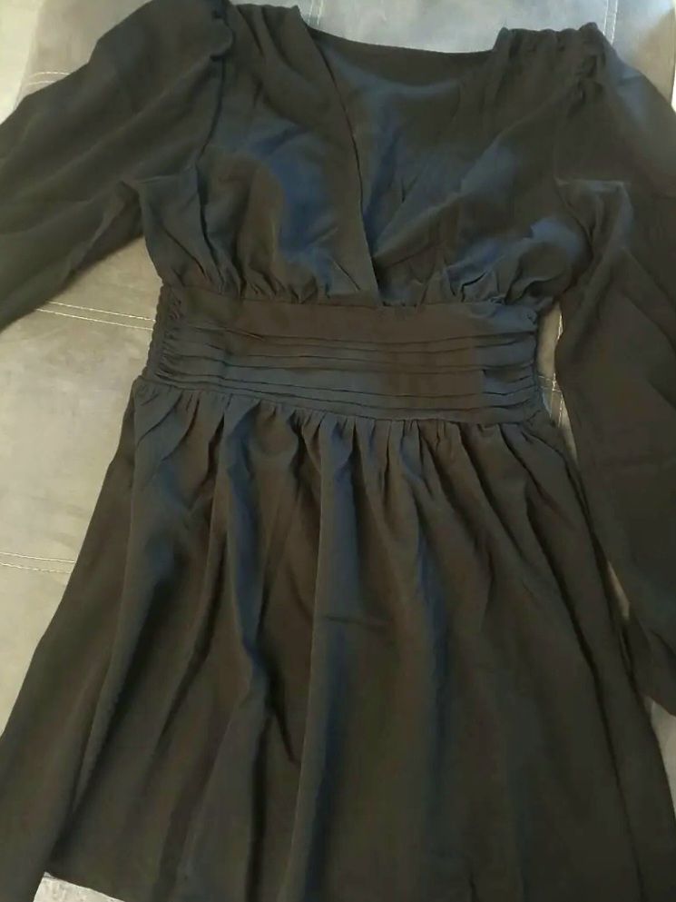 Vestiti: Elegantes Kleid mit Puffärmeln Gr. S – Nuovo (secondo la descrizione) da Zofingen venduto da Just_That_Thing 3