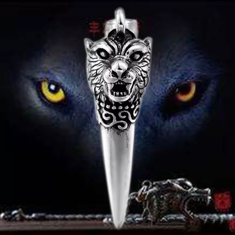 Catenine: Wolf Tooth Head Necklace – Nuovo e nell'imballaggio originale da Aarburg venduto da StavFashion