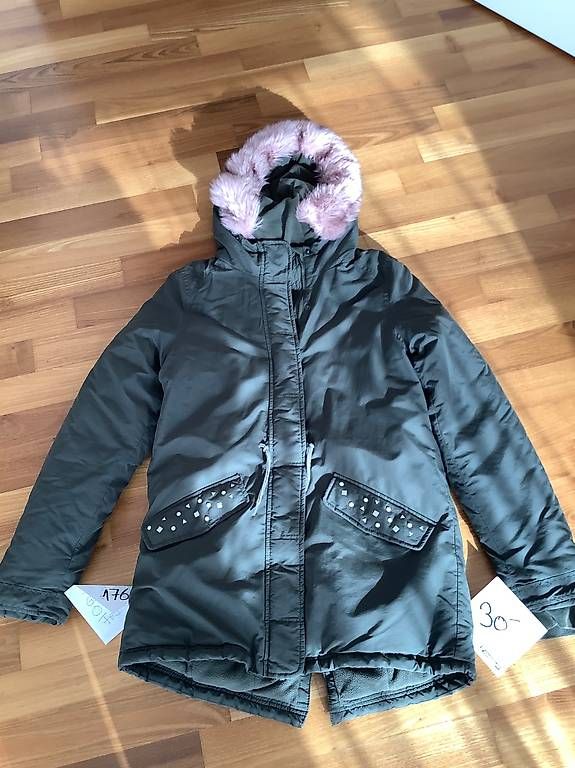 S.Oliver Giacche & Cappotti: Winterjacke sOliver Grösse 176 – Usato da Schmitten FR venduto da Australien10