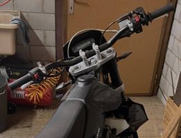 Malaguti XSM 125  Lenker + Armaturen  Baujahr 2020 VB