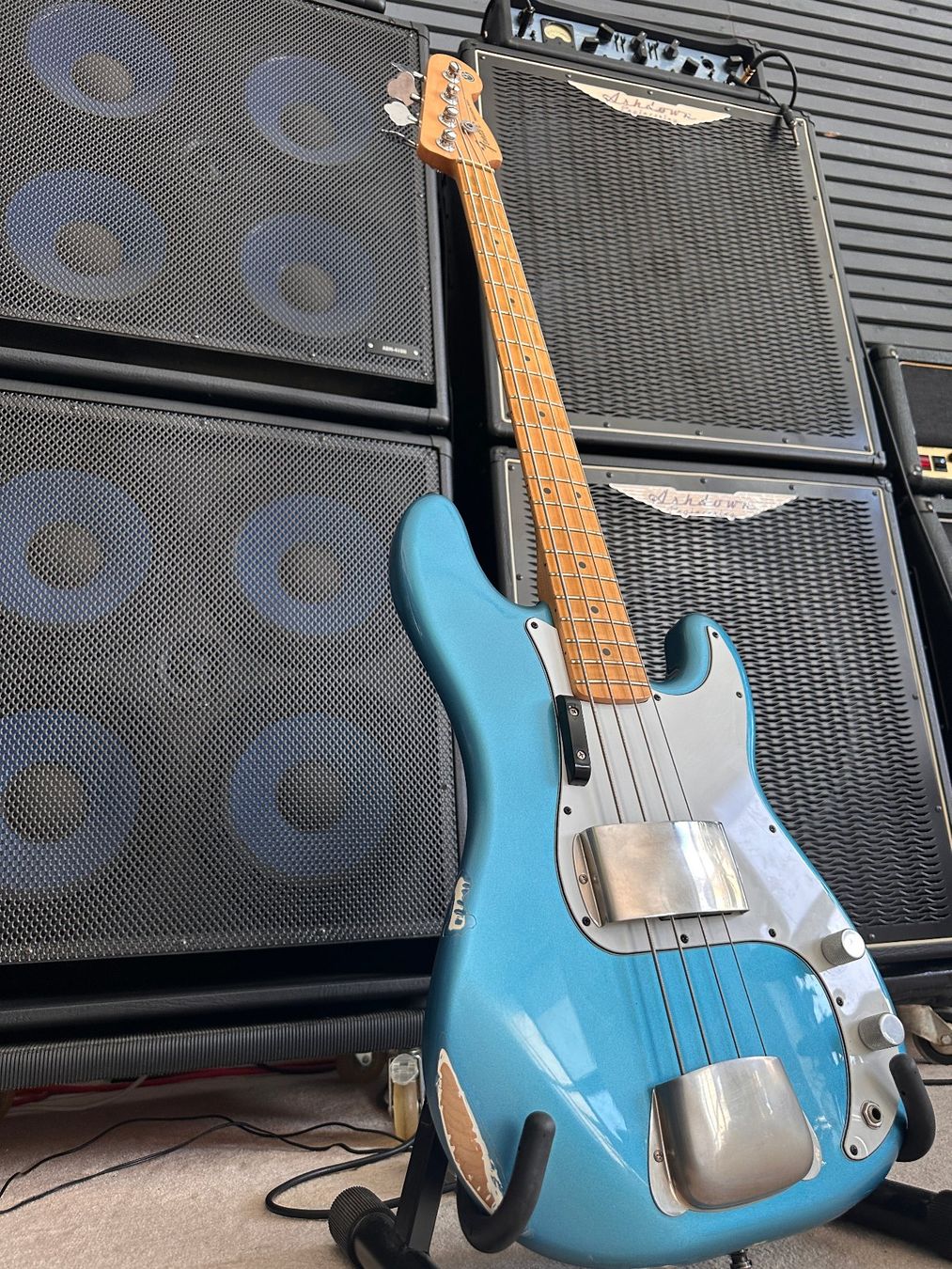 Fender Strumenti musicali: Fender Precision Bass 2011 – Usato da Dachsen venduto da ColdChisel 7