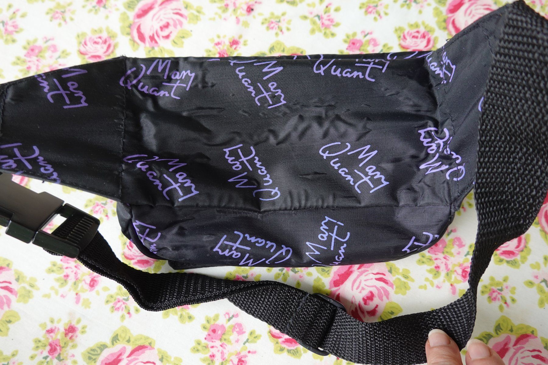 Taschen: Mary Quant Bauchtasche, schwarz, mit vielen Fächern – Gebraucht aus Jona von simongarden 6