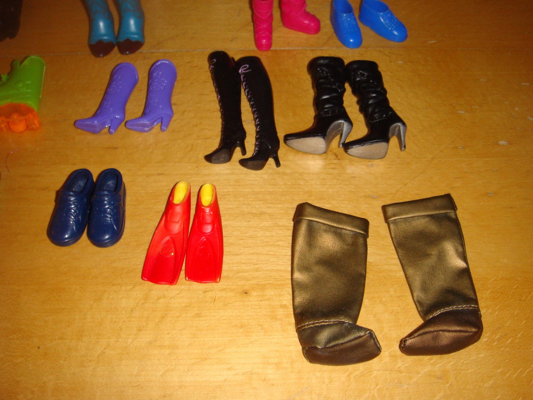 Bambole: Barbie Schuhe viele – Usato da Reinach BL venduto da Maryichbins 3