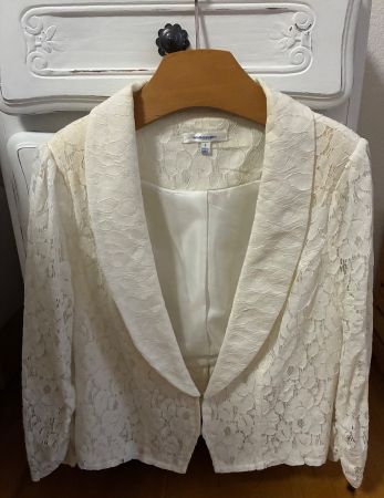 Zarter Spitzen- Blazer
