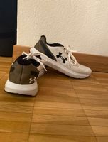Under Armour Sportschuhe Etikett Gr. 41, jedoch eher Gr. 39