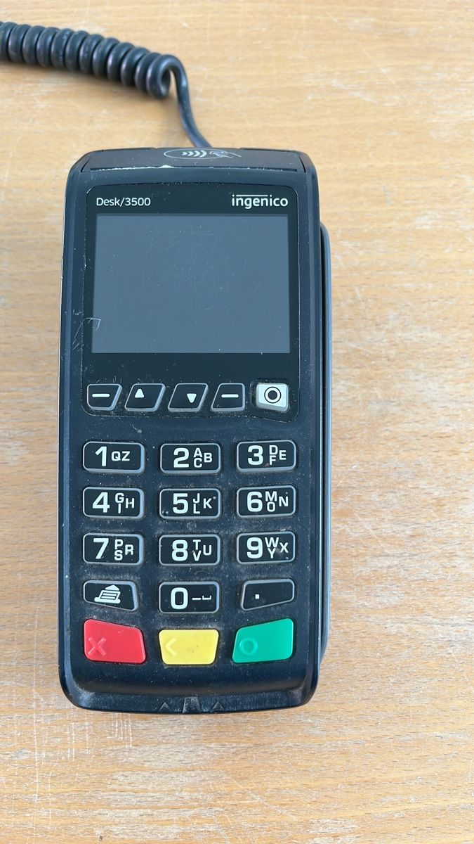 Registratore di cassa: Ingenico Desk/3500 Kartenterminal – Usato da Gümligen venduto da Galouper