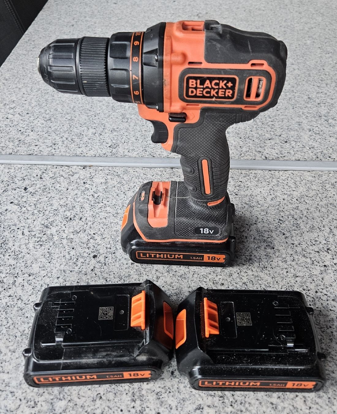 Bohrmaschinen: visseuse/perceuse Black & Decker – Gebraucht aus Tramelan von Vipers1 1