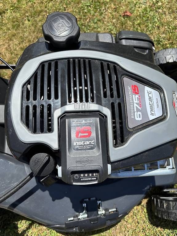 Rasenmäher: Rasenmäher Benzin mit Elektrostart – Gebraucht aus menziken von Cmanitou 2
