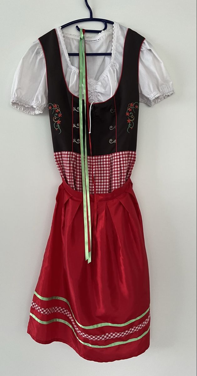 Costumi: Dirndl Stockerpoint Grösse 42 – Usato da Moosleerau venduto da Tami8