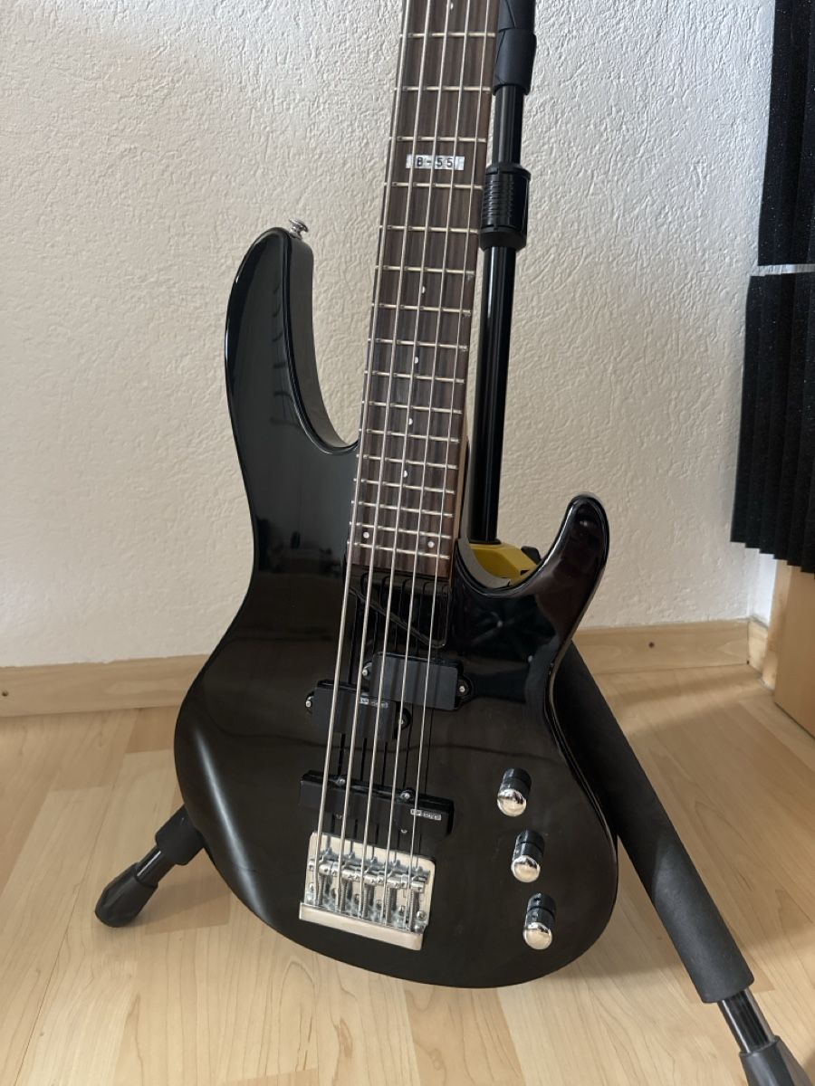 Esp Musikinstrumente: ESP LTD B-55 – Gebraucht aus Porrentruy von luc_9j66 1