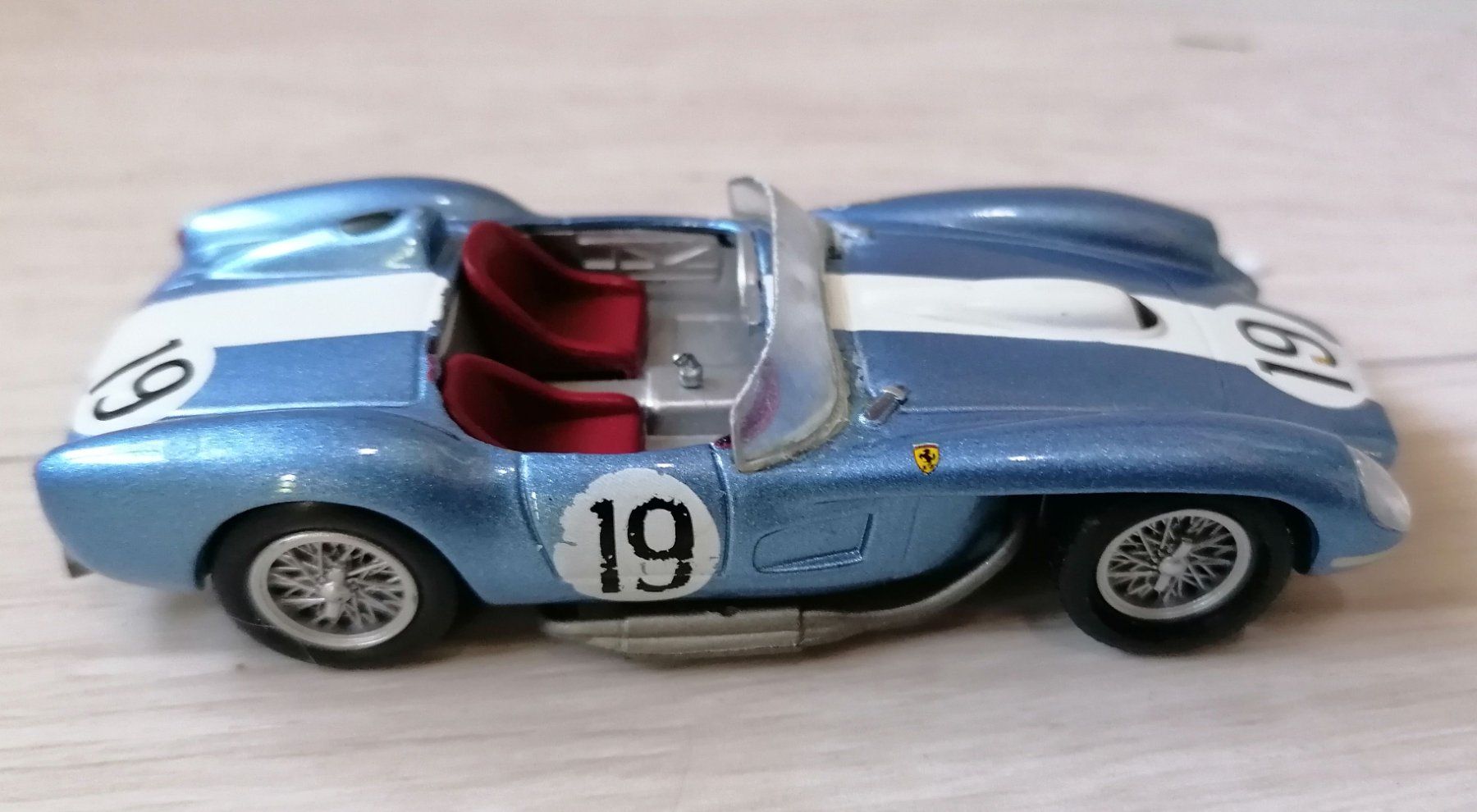 Ferrari Modellini d'auto: Modellauto - Ferrari 250 Testa Rossa – Usato da Oberurnen venduto da mackrokodile 1