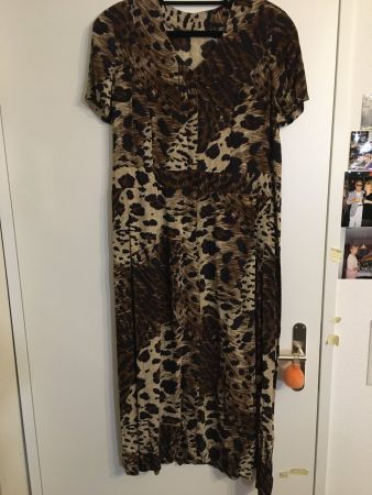 Damen Maxikleid Leoparden Muster Gr. L =Taille 110cm,wie NEU
