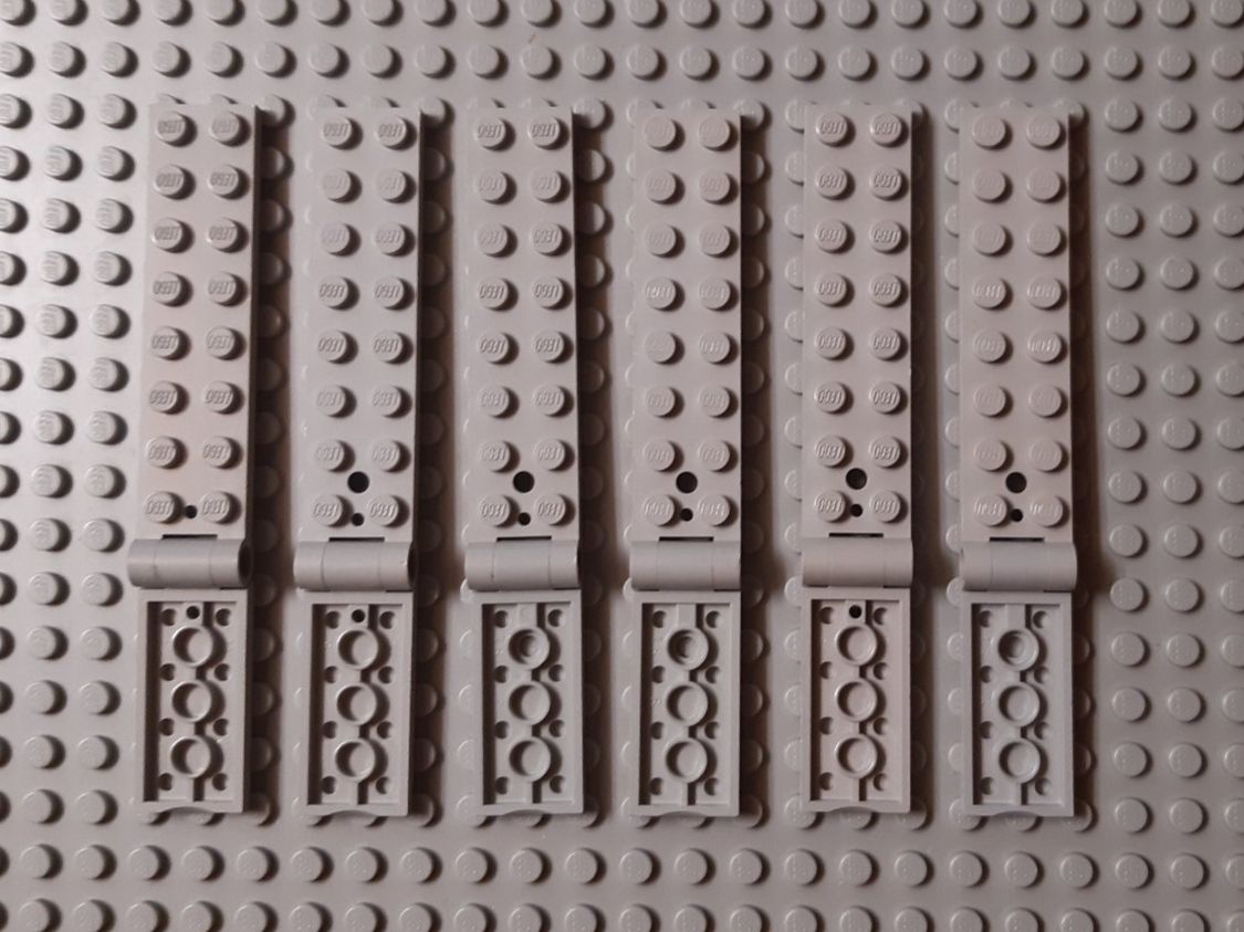 Lego Kit di costruzioni: LEGO Space - Hinge Plate 2x8 - 3324c01 – Usato da Muhen venduto da Legoholic