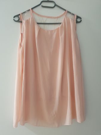 Bluse rosa Grösse L mit Spitze neuwertig