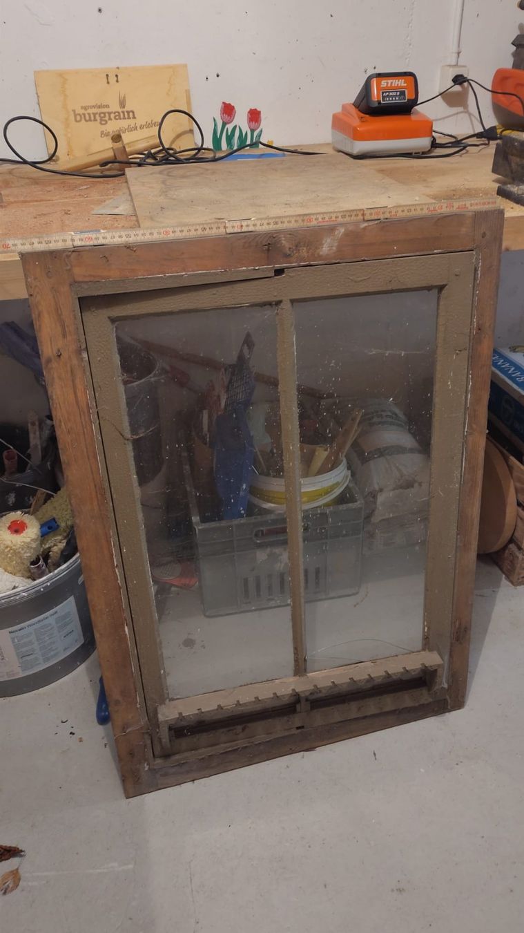 Finestre: Holzfenster drehbar – Usato da Zell LU venduto da gas_q8gc 1