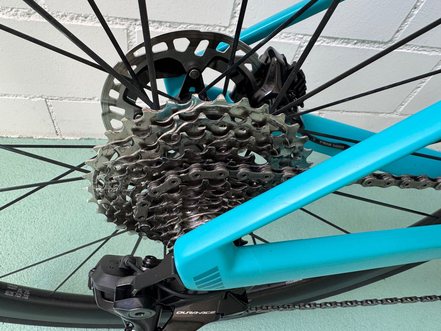 BMC Biciclette: Rennrad BMC Roadmachine 01 Three, Türkis – Usato da Buttikon venduto da sennba 6