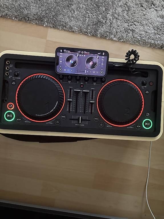 Haut-parleurs: Philips M1X-DJ DS8900 Bluetooth Soundsystem mit DJ-Pult – D'occasion à Affoltern am Albis par Nikolas-Wilhelmus 2