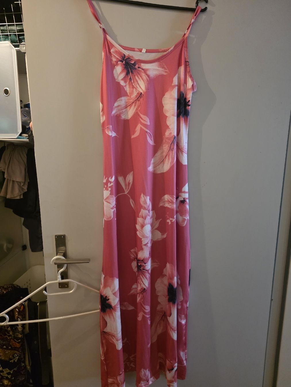 Lots de vêtements: diverse sommerliche Kleider Grösse 36/38 – Neuf (Voir description) à Bellikon par zuzu66 2