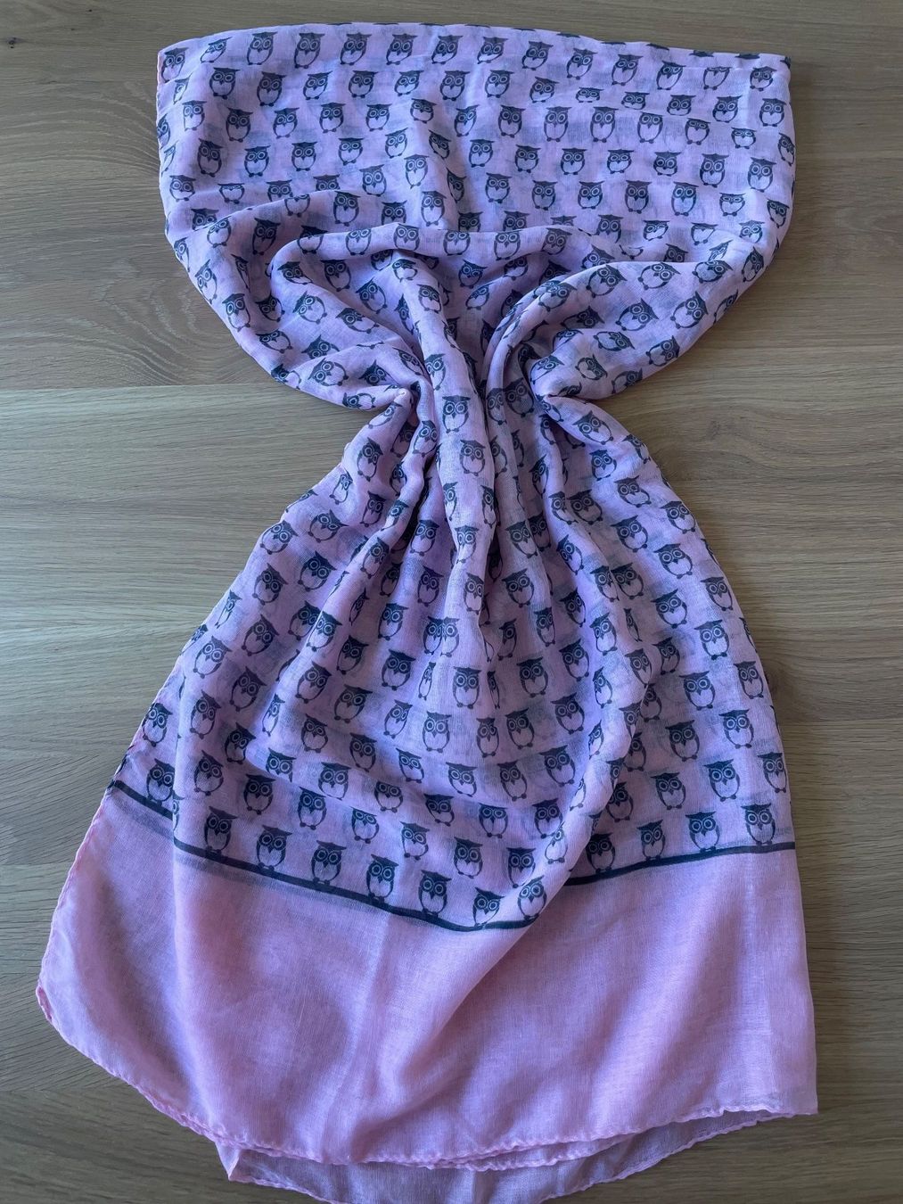 Foulard & Sciarpe: Rosa Schal mit Eulen – Usato da Chur venduto da adien 1
