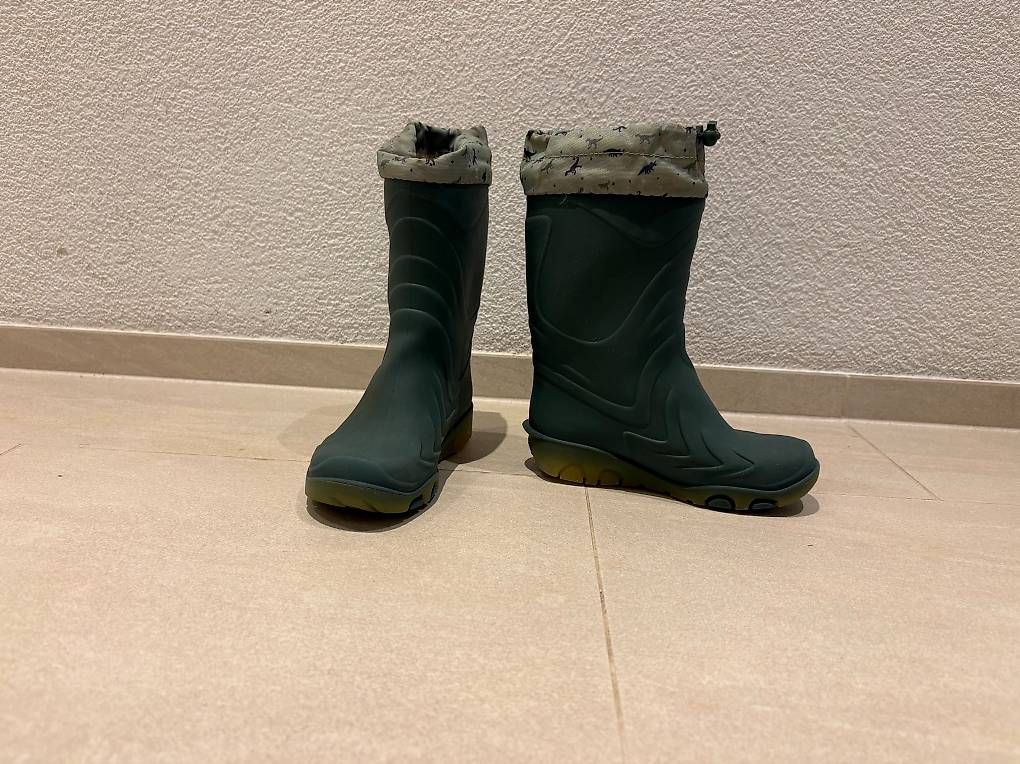 Scarpe per ragazzi: Gummistiefel Grösse 28/29 – Usato da Winterthur venduto da i-like-tutti 2