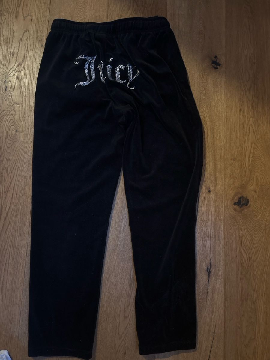 Juicy Couture Pantaloni: Velour Jogginghose Juicy Couture – Usato da Hedingen venduto da lil_g25v 1
