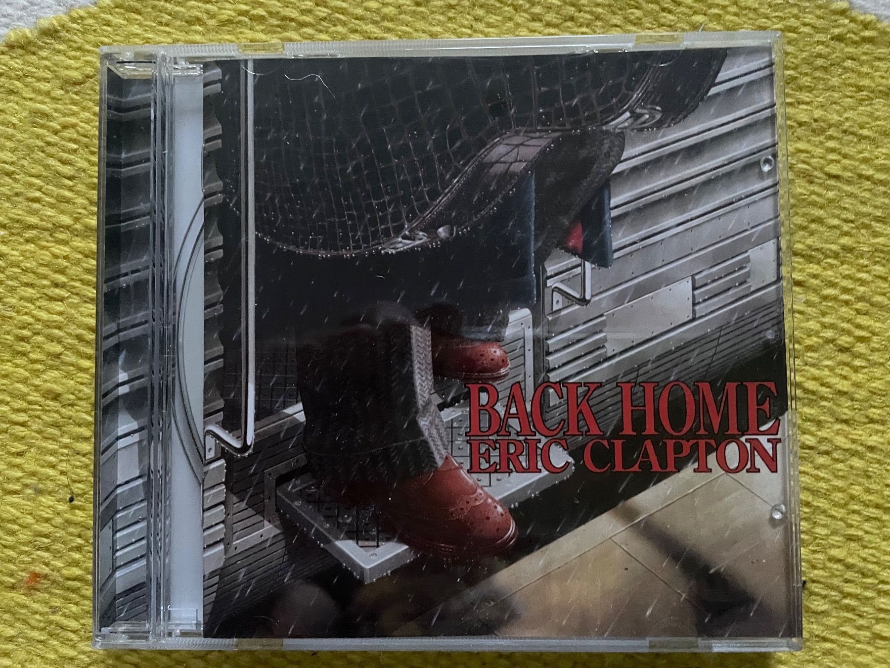 CD: ERIC CLAPTON-BACK HOME – Usato da Rorschacherberg venduto da CD-Roli