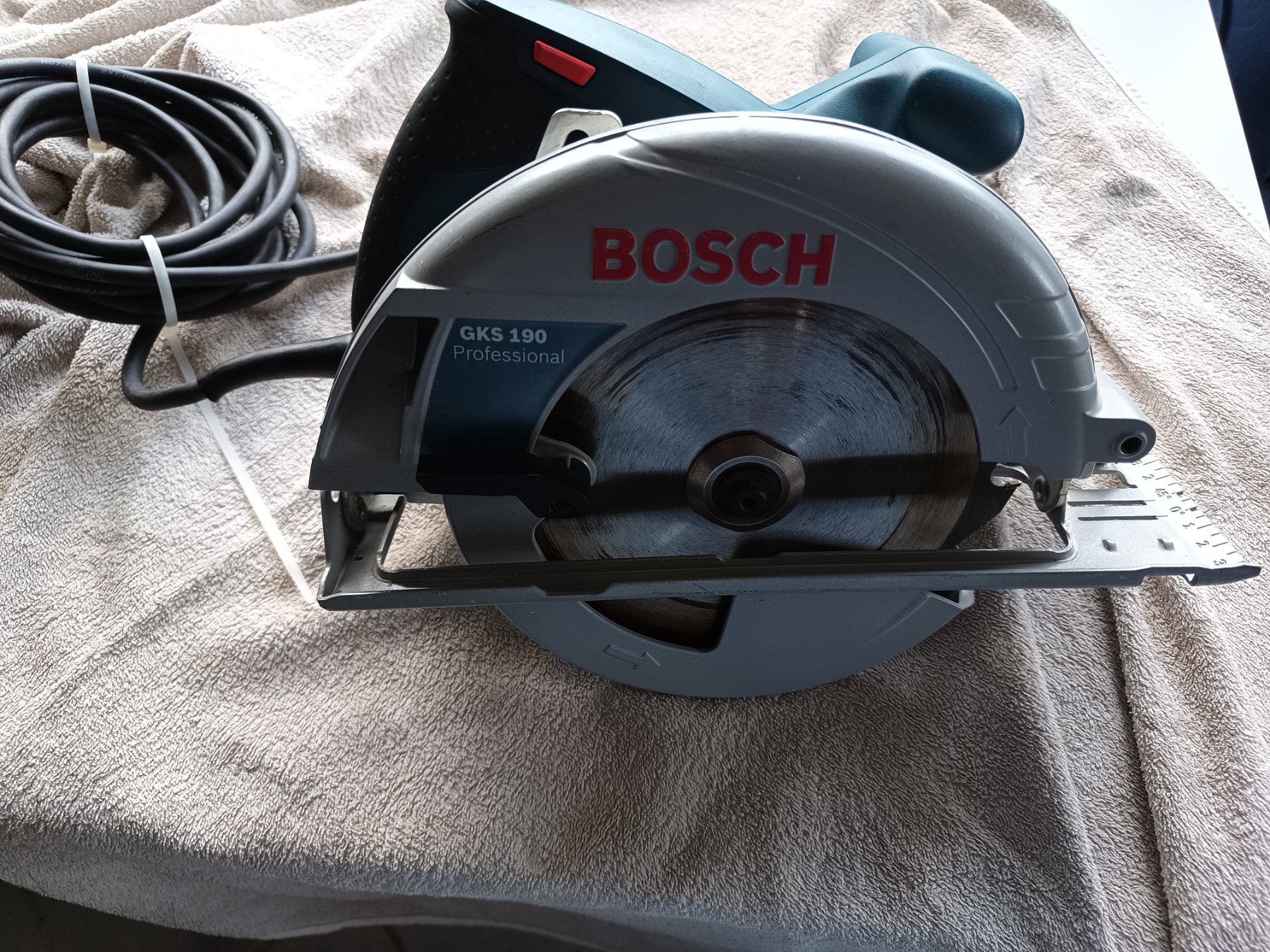 Bosch Scies: Bosch Handkreissäge GKS 190 – D'occasion à Oberegg par 19franzi94