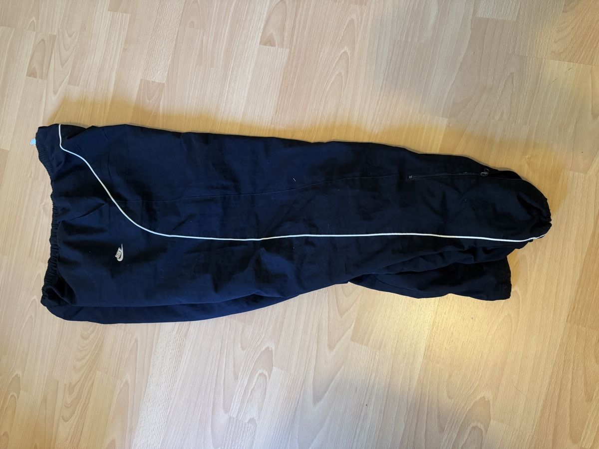 Nike Pantaloni: Nike Sporthose / Jogginghose baggy – Usato da Bern venduto da pablito01 4