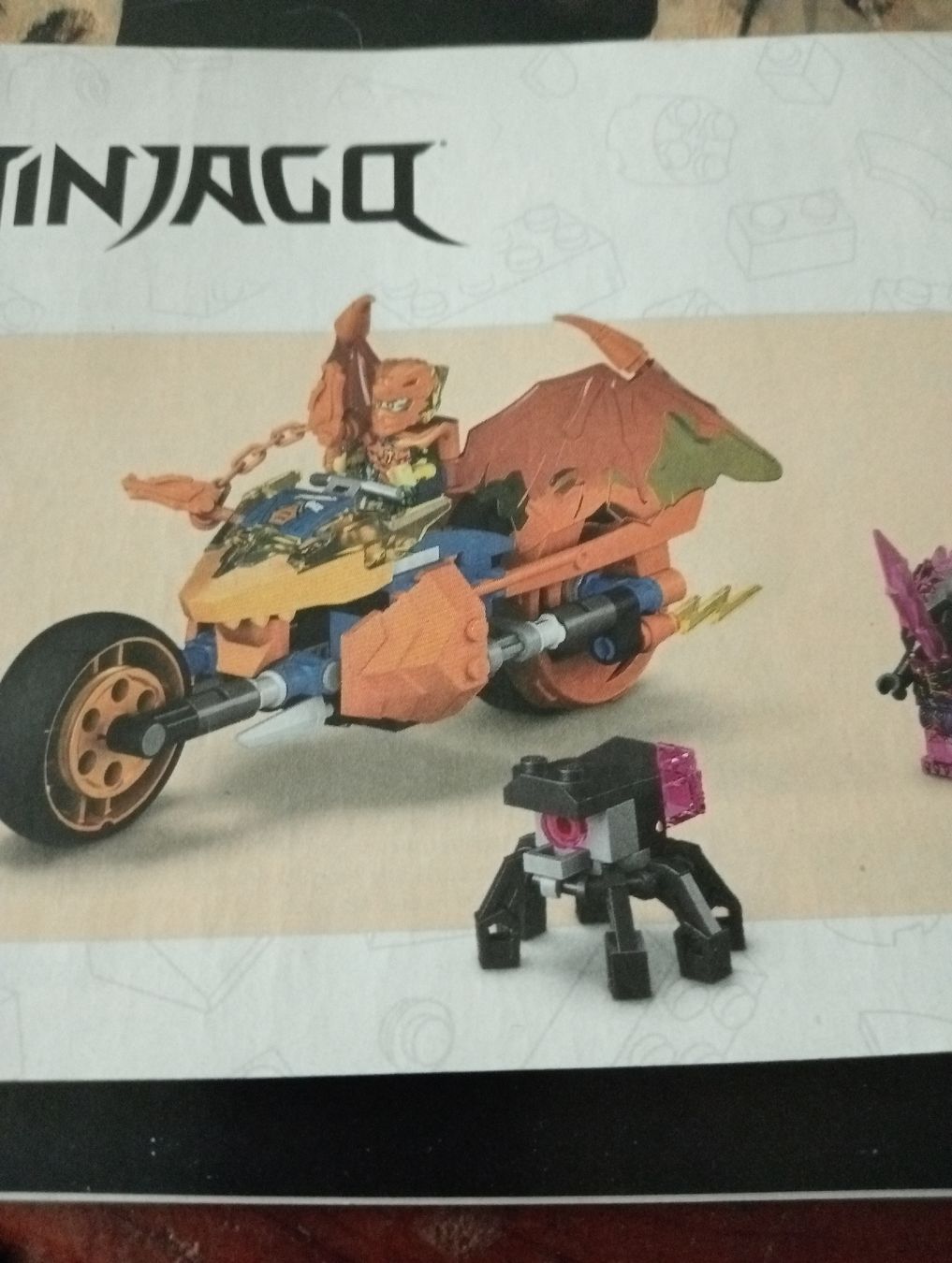Giocattoli: Lego Ninjago Motorrad Drachenjäger 71768 – Usato da basel venduto da persofort