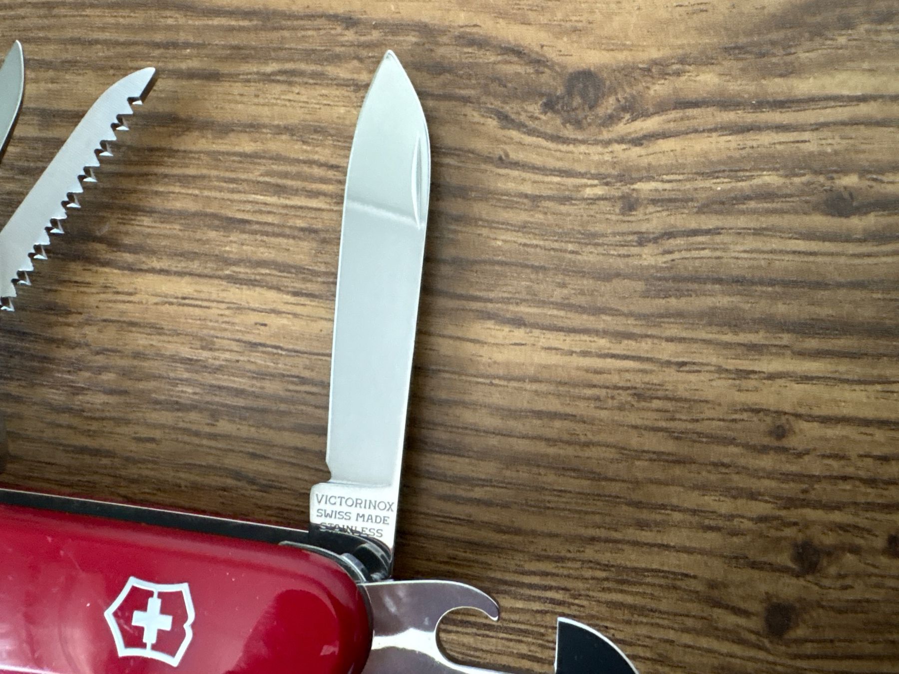Victorinox Coltelli tascabile: VICTORINOX - Huntsman - Sackmesser – Usato da Andwil SG venduto da Rainboli 3